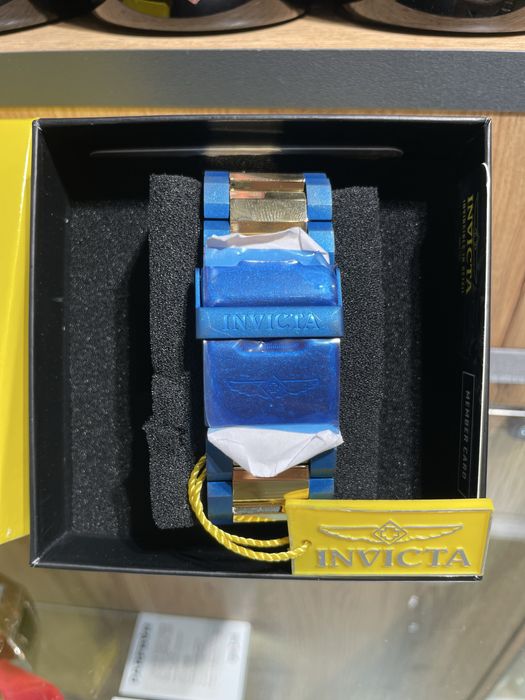 Годинник INVICTA