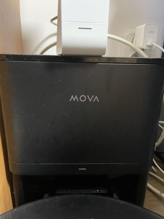 Robot sprzatajacy Mova e20 plus kupiony rok temu w rtv euro agd