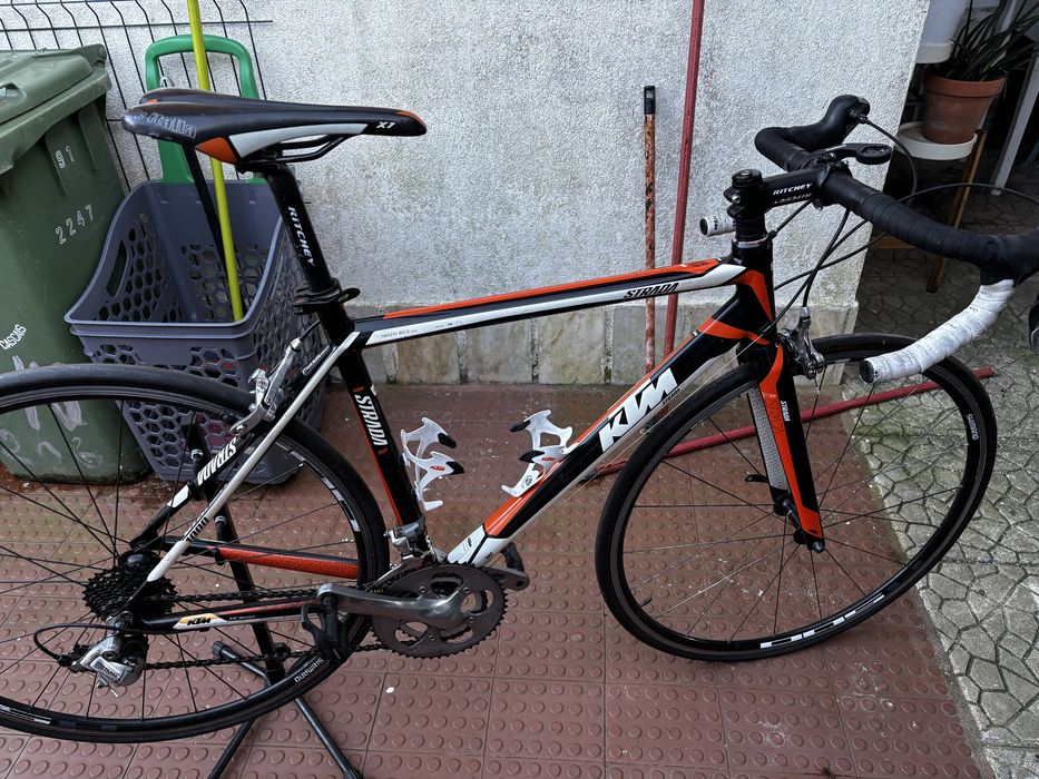 Bicicleta KTM STRADA 1000