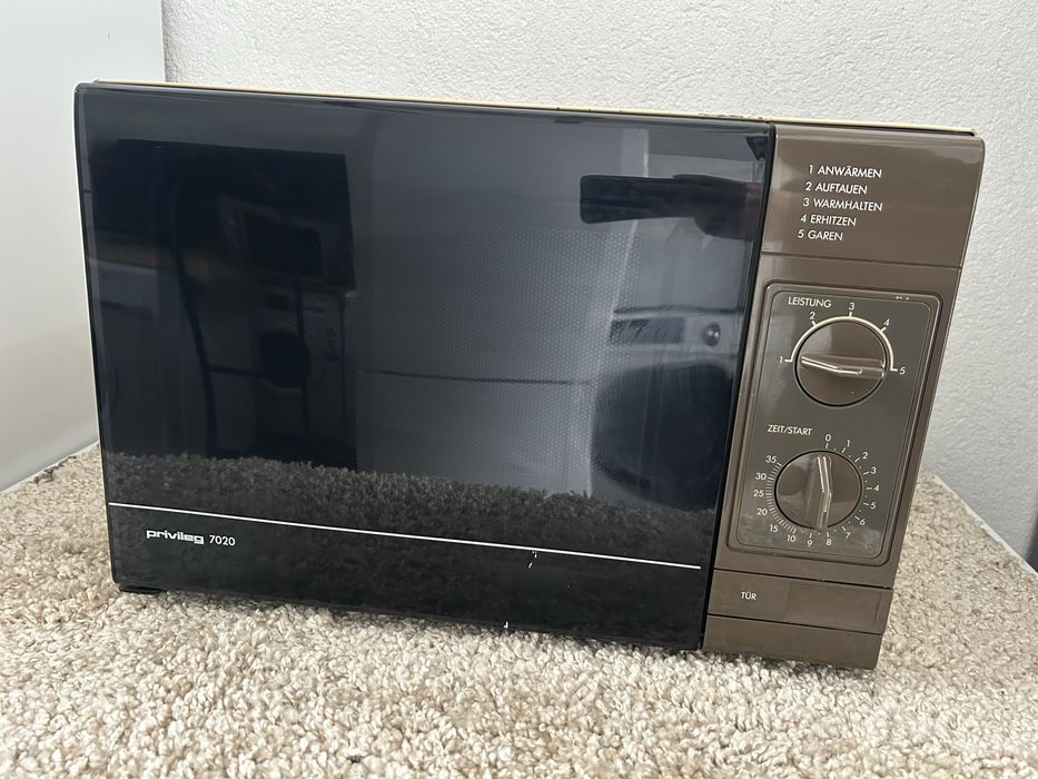 Мікрохвильова піч