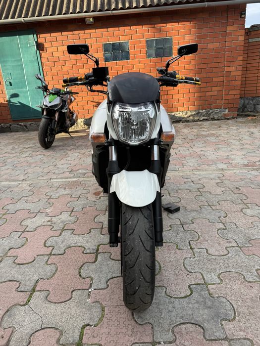 Мотоцикл Suzuki GSR400 рестайлінг