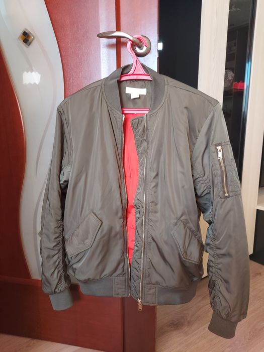 Куртка весняна H&M