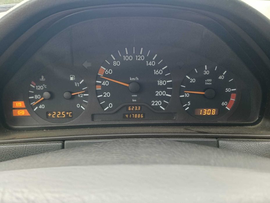 Mercedes E 250 Diesel (W210) - Saldos Frota