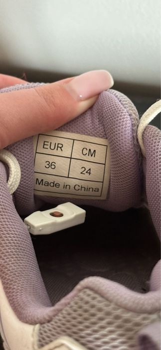 Кросівки ролики.