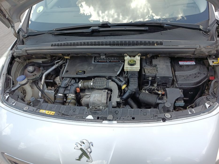 Peugeot 3008  Blu e HDI 1.6  2015р