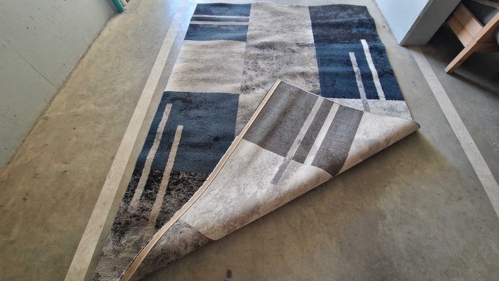 Tapete estampado modelo geométrico 200 cm x 290 cm