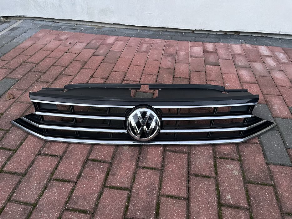 Gril Vw Passat B8 Polift