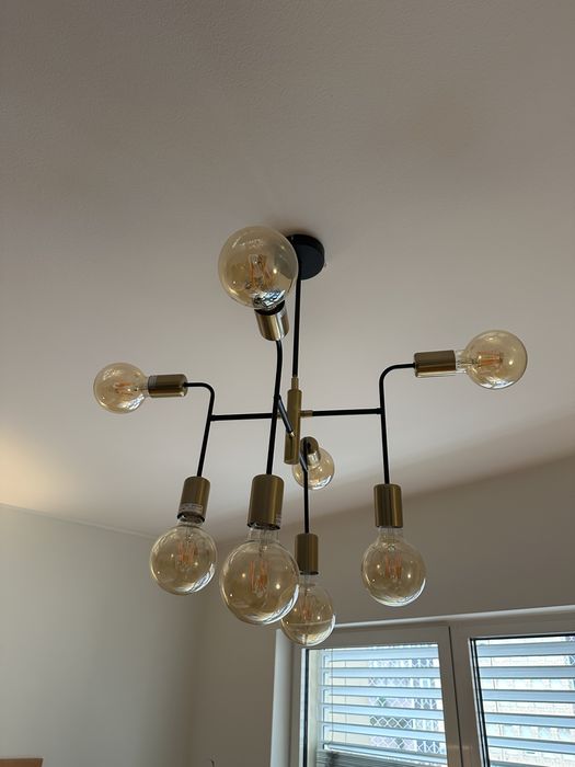 8-Bulb Ceiling Lamp
