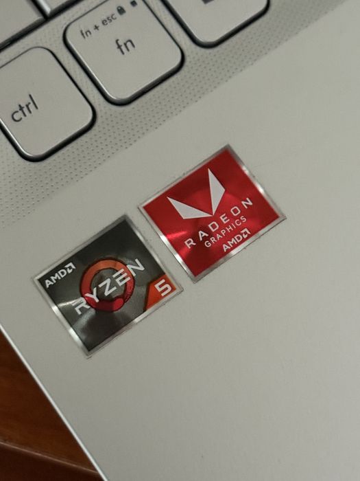 Portátil asus vivobook