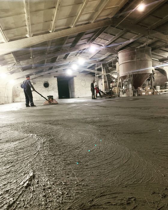 Промышленные бетонные полы ,  безспыливой пол , бетонные работы
