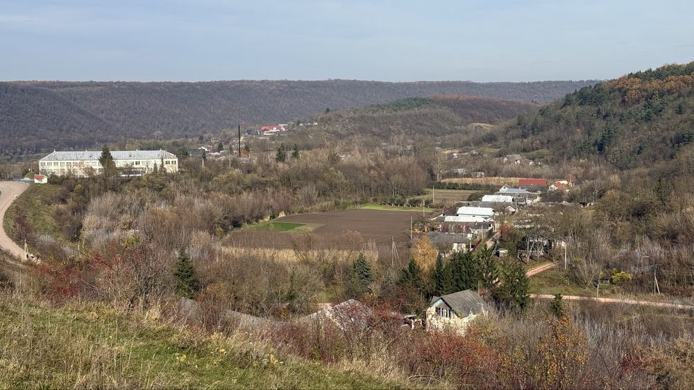 Будинок 73 м² + 25 сот під забудову в с. Раковець. Газ, світло, вода!