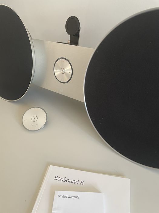 BeoPlay A8 - Bang & Olufsen - como novo, c/ comando e embalagem
