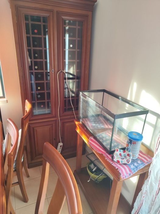 Vende se mobília cerejeira