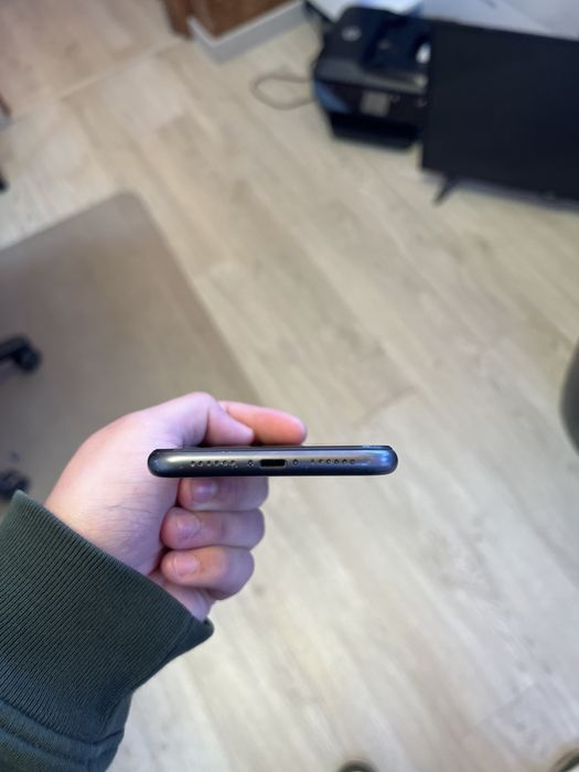 iPhone 11 128GB Black