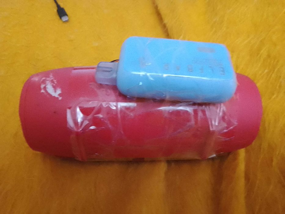 Продаются радио приемник УКВ FM 66,,,108мгц