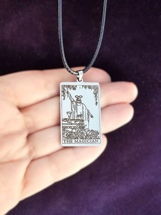 Colares "Tarot" em aço inoxidável