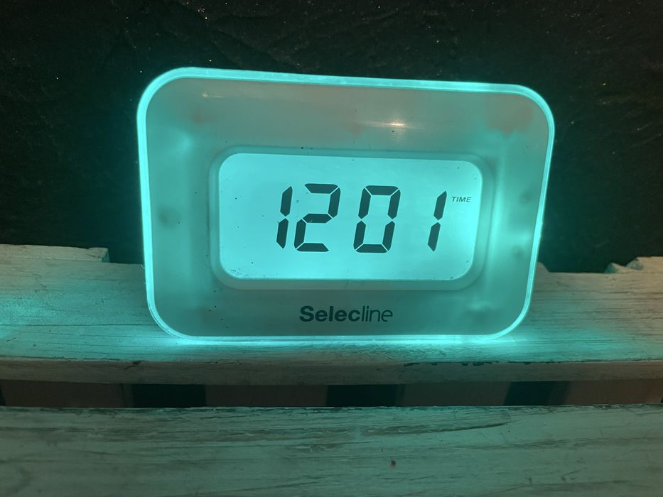Zegarek budzik elektroniczny kolorowy wyswietlacz Selecline
