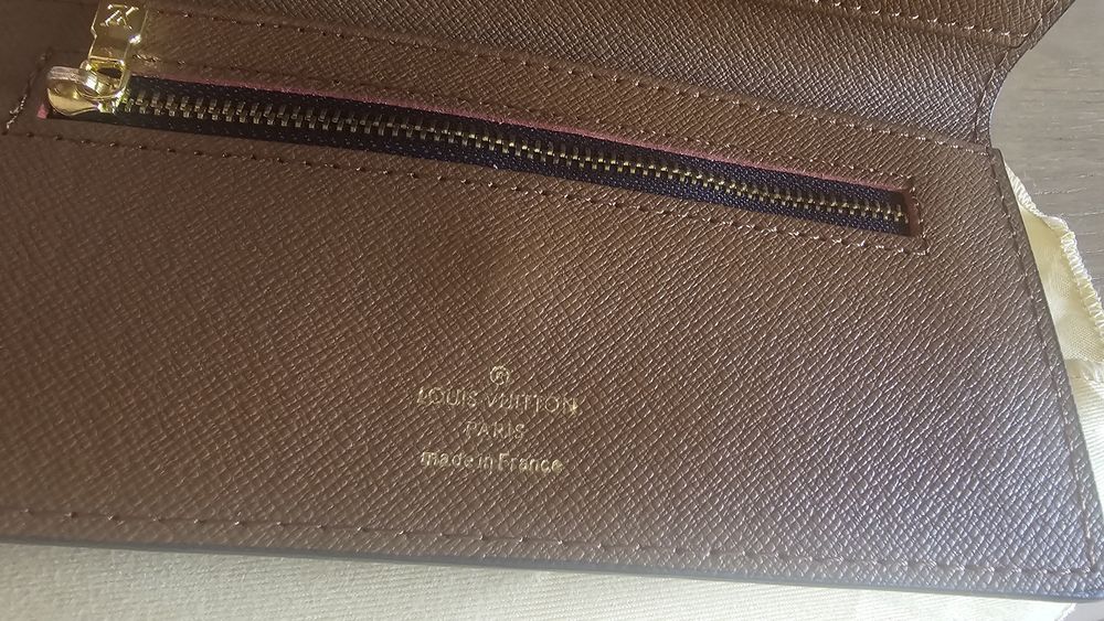 Carteira Louis Vuitton