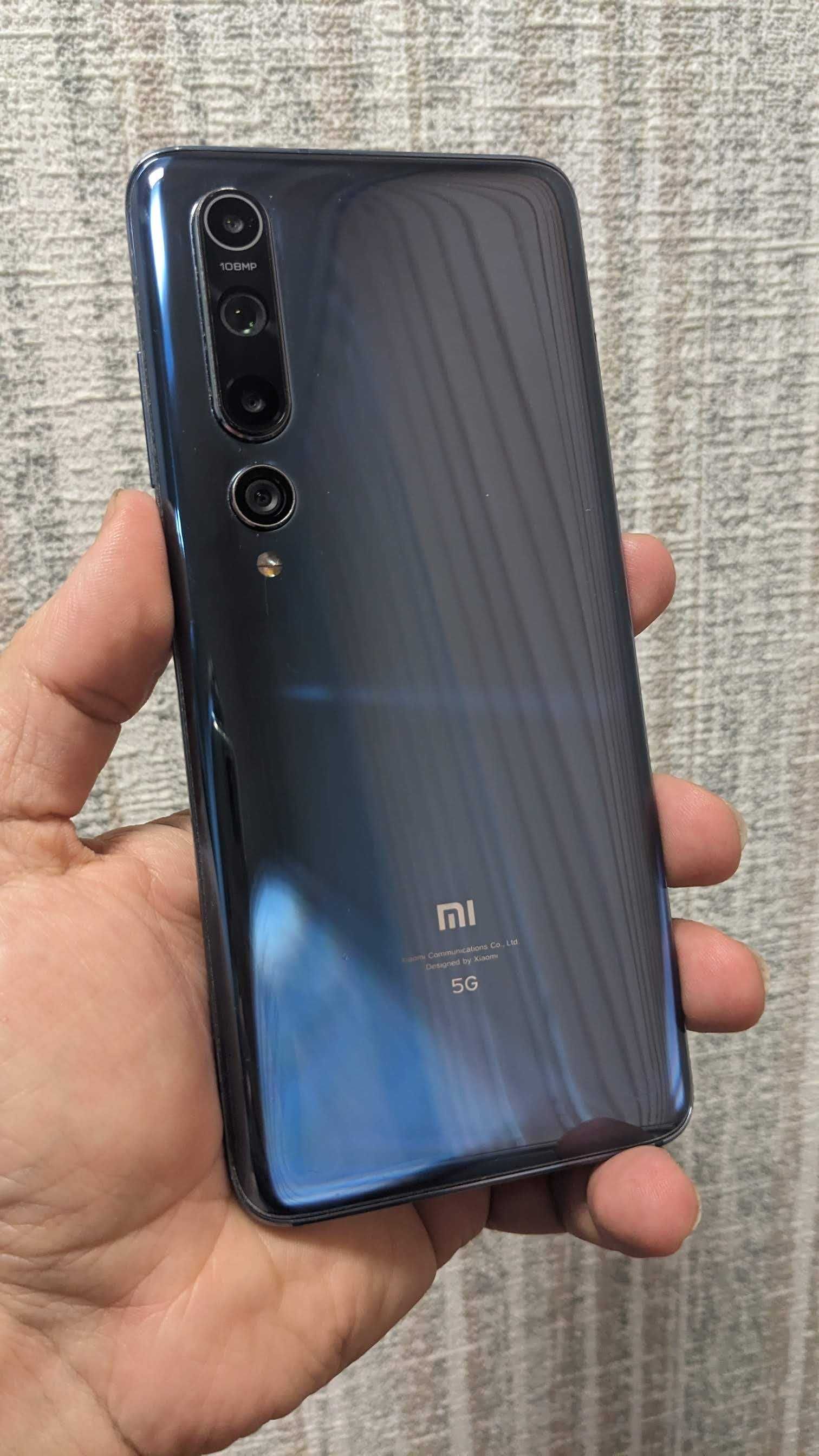 Xiaomi Mi 10 на 256 Гб + коробка і 2 чехла Ідеальний Стан Сяомі Мі 10: ...