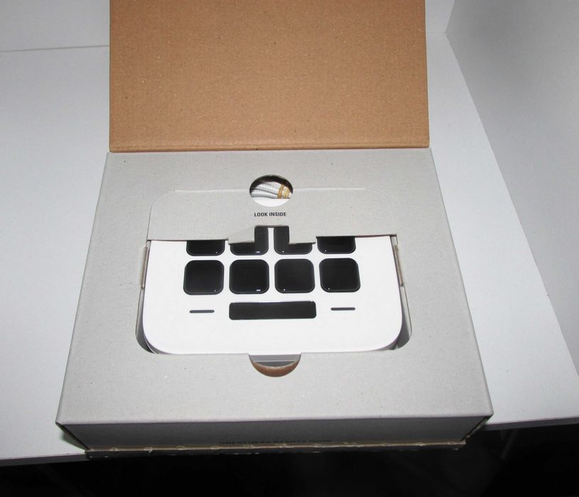 elgato Stream Deck NEO