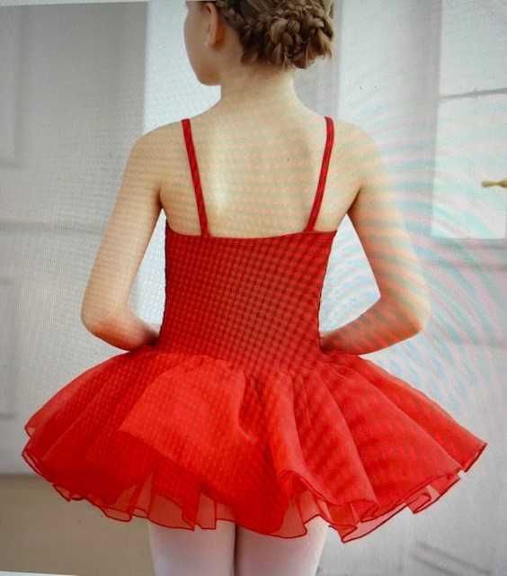 Fatos Bailarina - Vestidos vermelho lantejoulas e azul com coroa