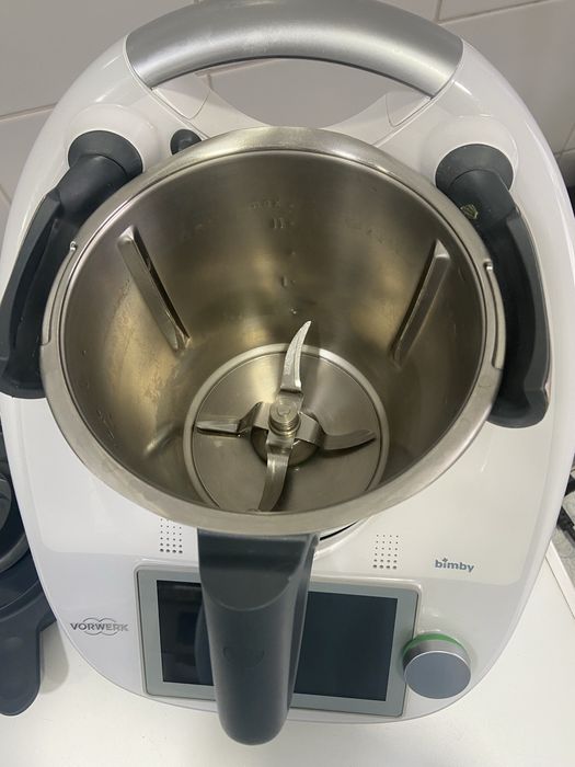 Vendo Bimby TM 6 como nova