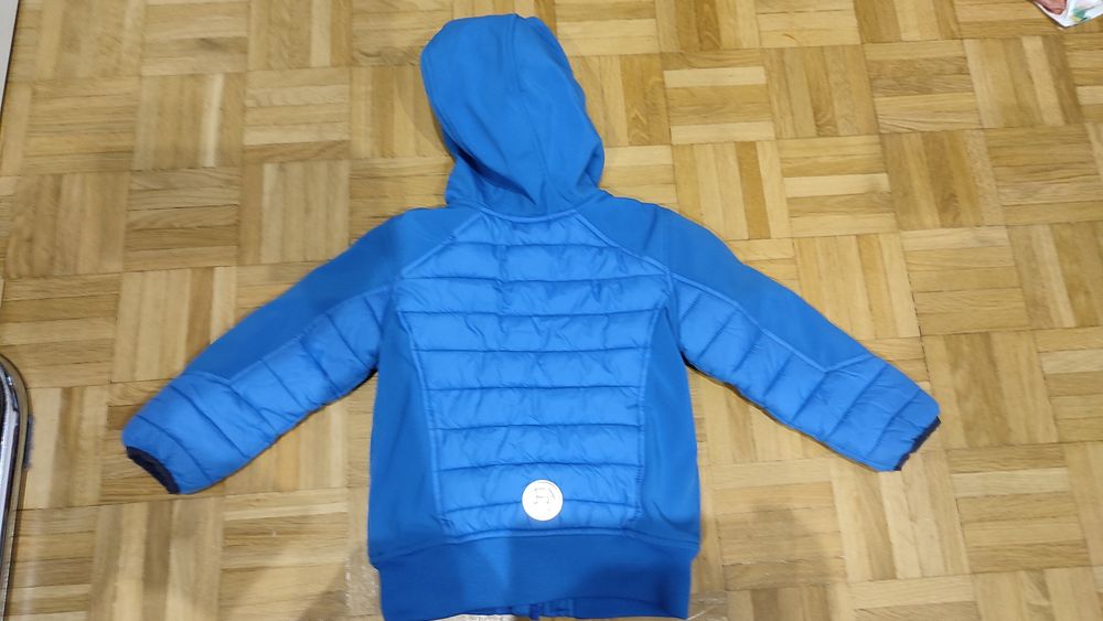Kurtka chłopięca rozm. 92 C&A Softshell ocieplana polarem