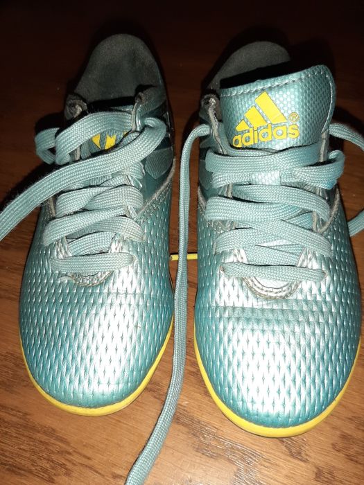 Śliczne adidaski