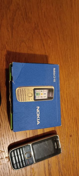 Telefon komórkowy Nokia C2-01
