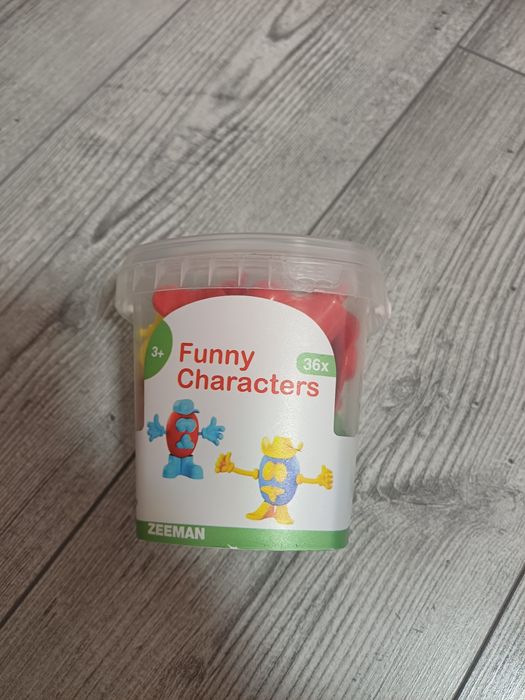 Чоловічкі(пластилін)