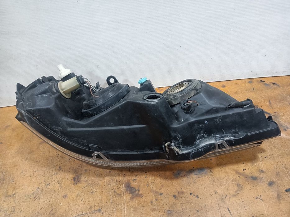 Farol Opel Astra G ótica 1999 esquerdo