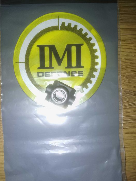 IMI Defense Montaż zawieszenia QD Port Czarny