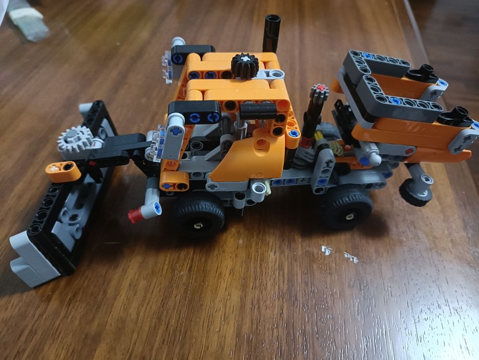 Lego 42060  2em 1
