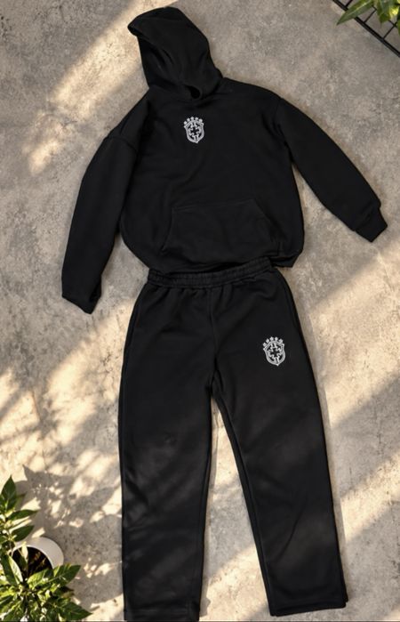 Czarny dres markowy brazylii