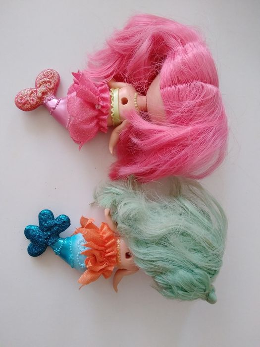 Brinquedos: Mattel 2005 Barbie Fairytopia Mermaidia cada 10 (ambas 15)