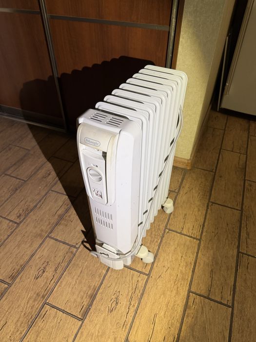 Обігрівач Delonghi kh77 0920