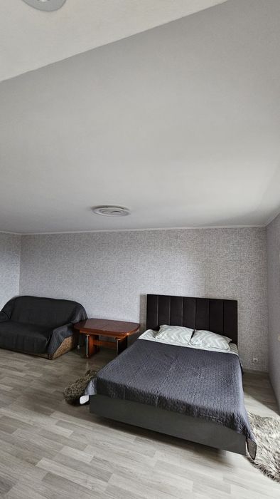 Квартира біля військового навчального комплексу!