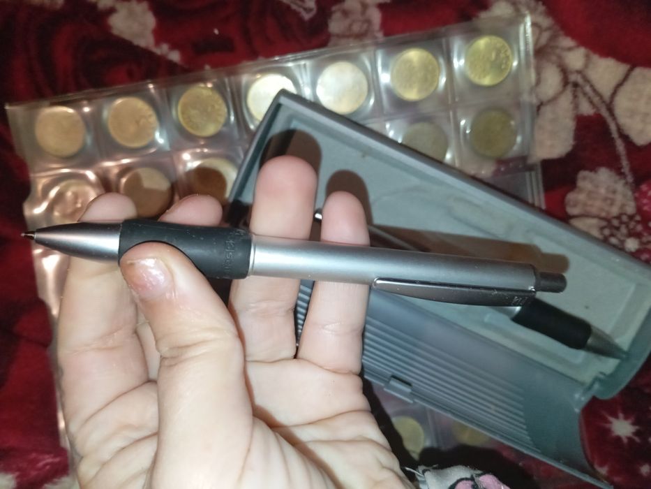 Canetas não escreve caixa