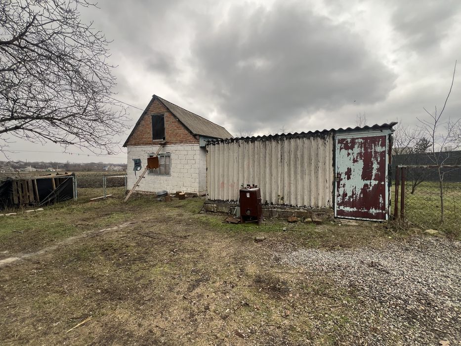 Продам будинок з магазином