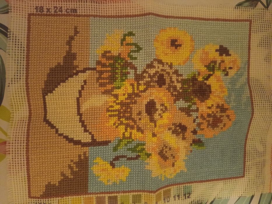 Haft kwiaty w wazonie 18x24cm