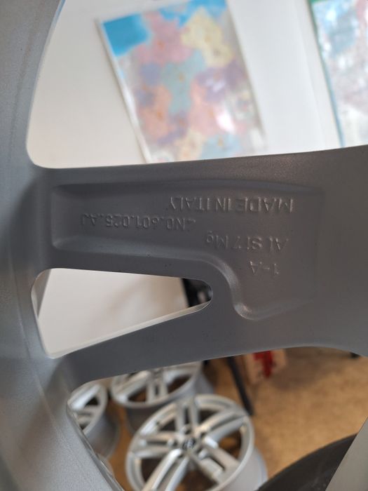 Nowe Alufelgi Koła Audi A8 D5  255 45 r19