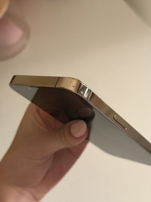 Iphone 13 Pro Dourado
