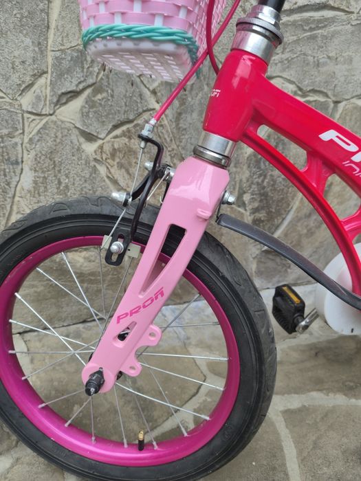 Велосипед для дівчинки 3-6 років