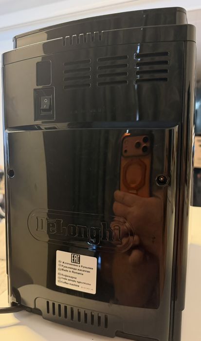 Кофемашина DeLonghi Magnifica S ECAM 23.120.B Обслужена