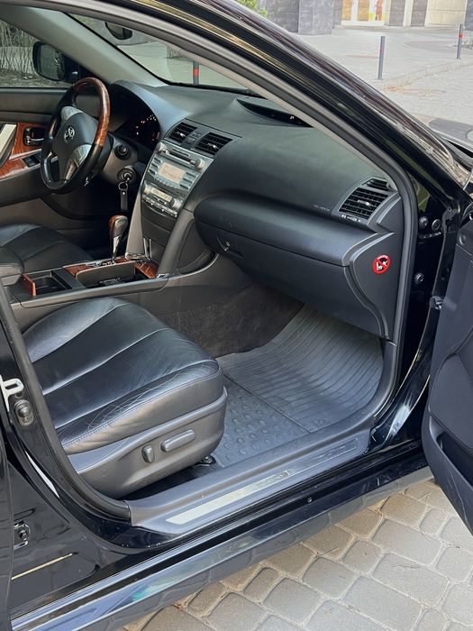 Продаж Toyota Camry 40