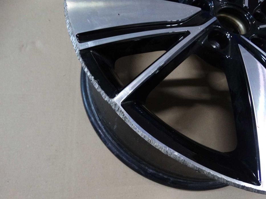 Alufelga VW Golf VIII 7.5Jx18 ET51 5H0.601.025J