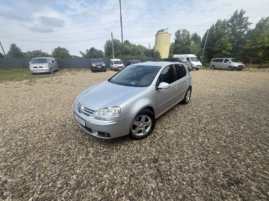 Продається гольф 5 2007 рік. 1.6. Бензин