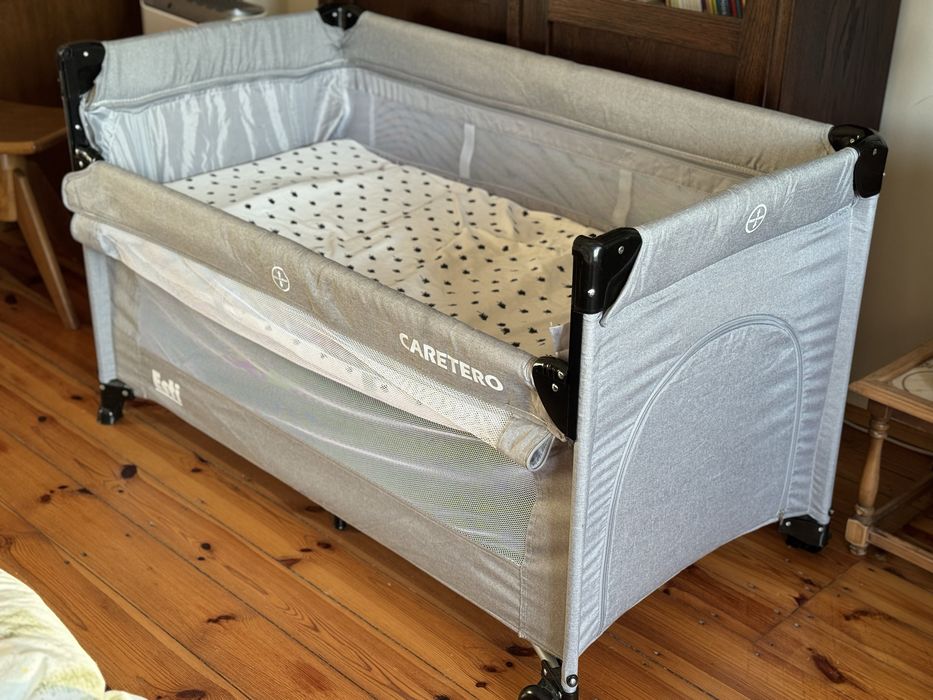 Łóżeczko turystyczne, opuszczany bok, dostawka