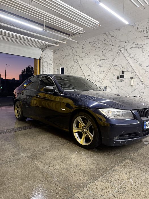продам бмв е90 330d xDrive