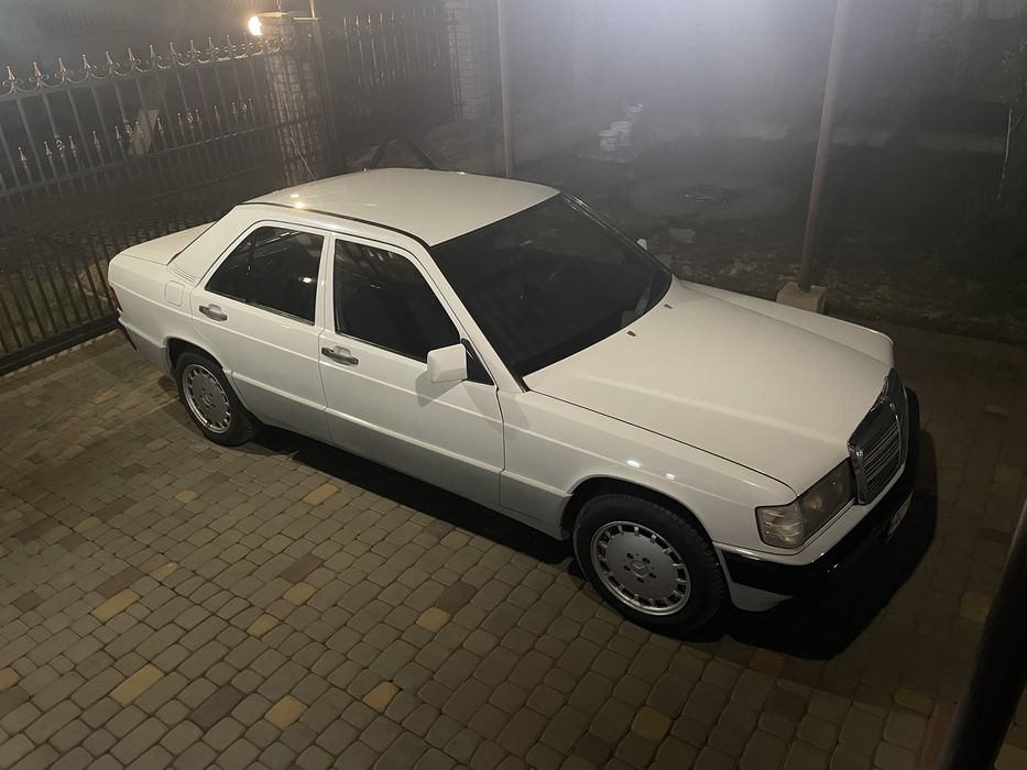 Мерседес 190 (w201)